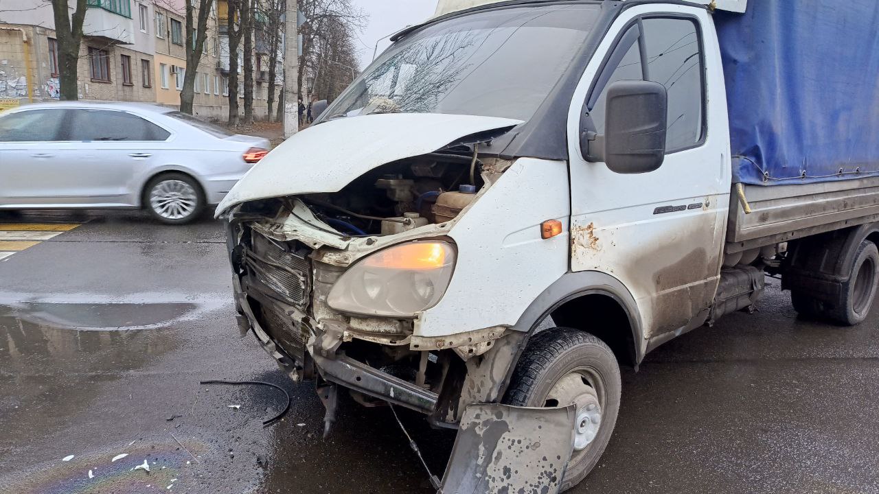 За сутки сотрудники полиции зафиксировали 7 ДТП с пострадавшими.