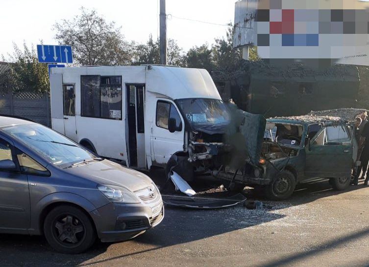 За выходные дни с 14 по 15 октября 2023 года на автодорогах Республики сотрудники ГИБДД выявили 241 нарушение Правил дорожного движения, в том числе отстранили от управления 15 водителей, находившихся за рулем в состоянии опьянения..