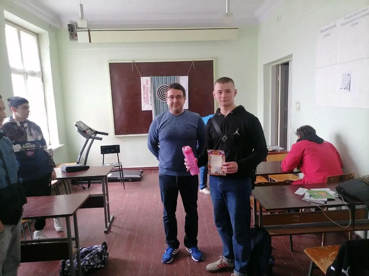 В Докучаевском политехническом техникуме прошли «Веселые старты».