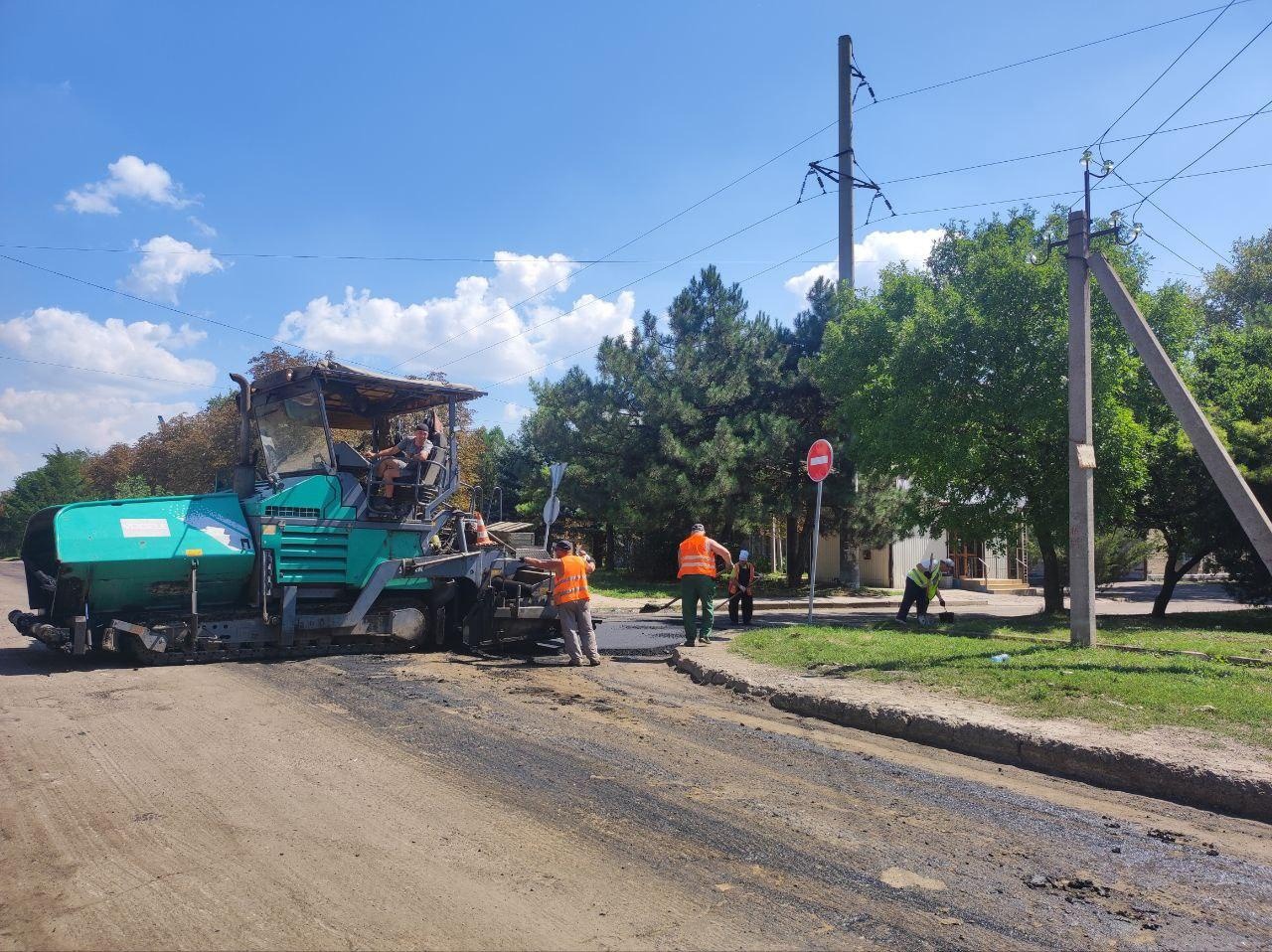 Владимирская область помогает Докучаевску отремонтировать дороги.