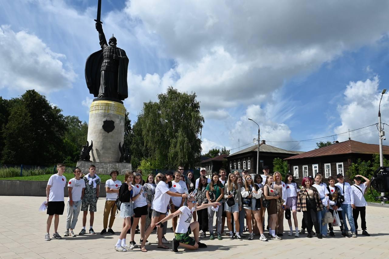 Участники «Университетских смен» возвращаются домой в ДНР из Владимира.