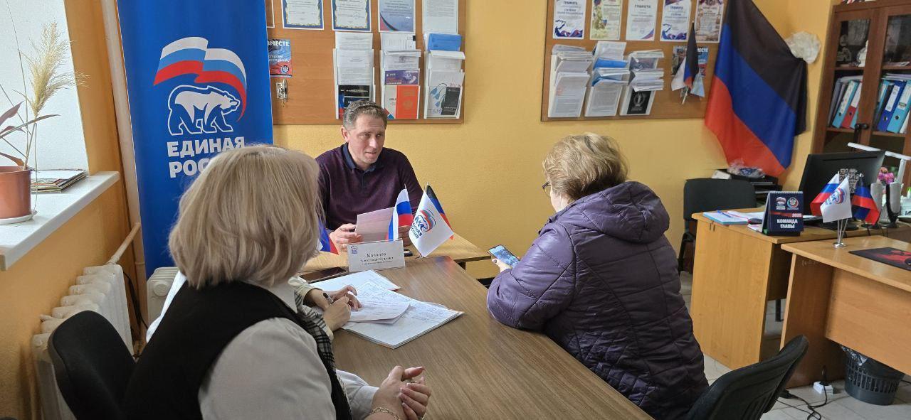 Глава городского округа Докучаевск ответил на вопросы жителей.