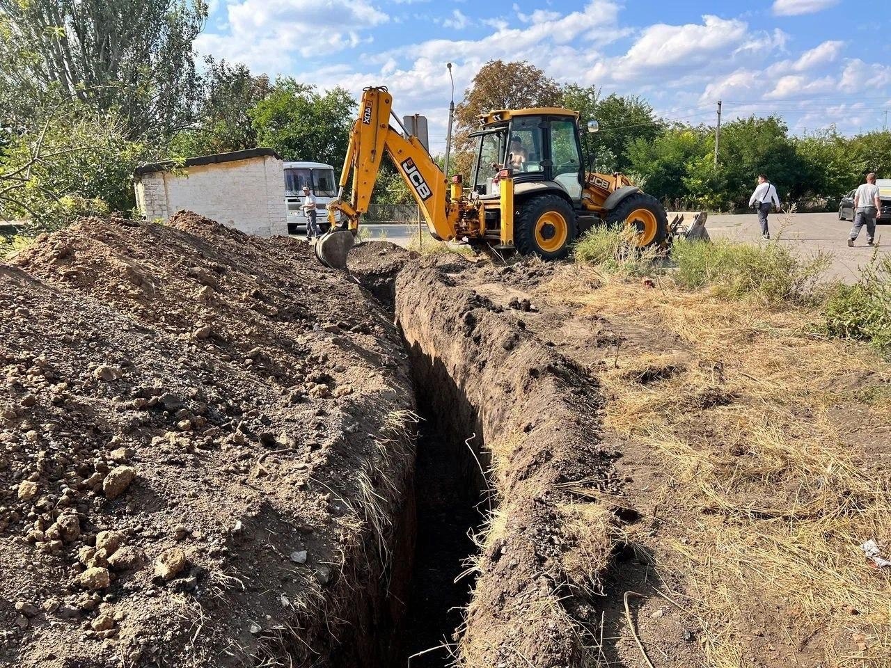 Владимирская область продолжает работы по восстановлению водопровода в Докучаевске.