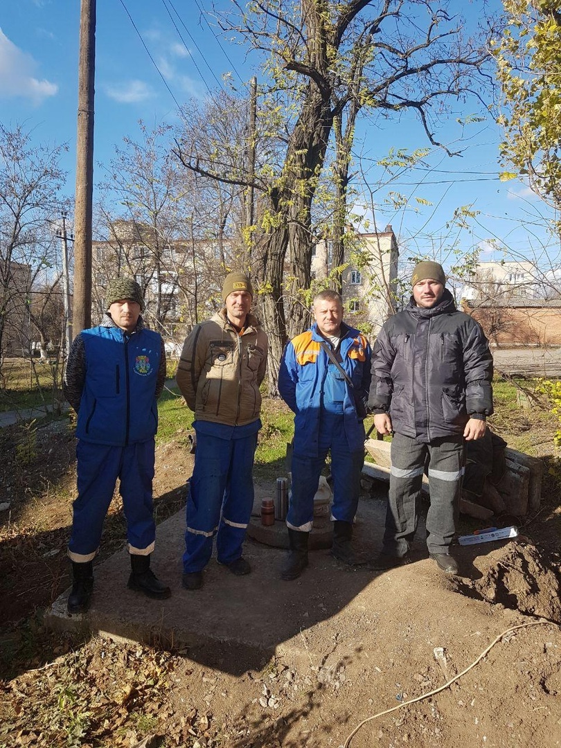 Новая бригада аварийщиков из Владимира заступила на смену в Докучаевск.