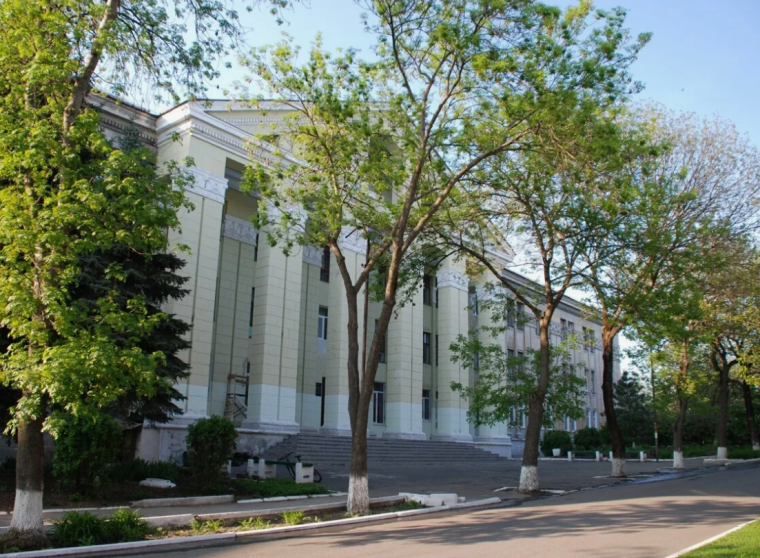 Якутия поможет Докучаевску готовить кадры для угольной промышленности . Якутия поможет Докучаевску готовить кадры для угольной промышленности .