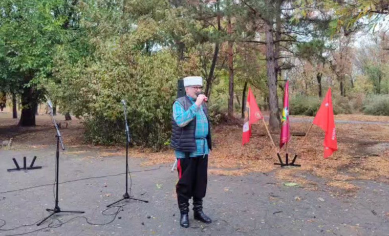 В Докучаевске прошло мероприятие ко Дню Казачества и Покрова Пресвятой Богородицы «Будь казаком!» . В Докучаевске прошло мероприятие ко Дню Казачества и Покрова Пресвятой Богородицы «Будь казаком!» .