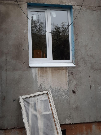 Якутия установила более 1500 окон в домах докучаевцев . Якутия установила более 1500 окон в домах докучаевцев .