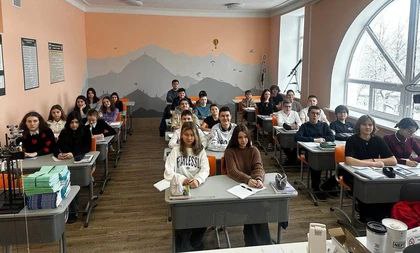 За 2024 год в ДНР восстановили более 150 детсадов и школ. За 2024 год в ДНР восстановили более 150 детсадов и школ.