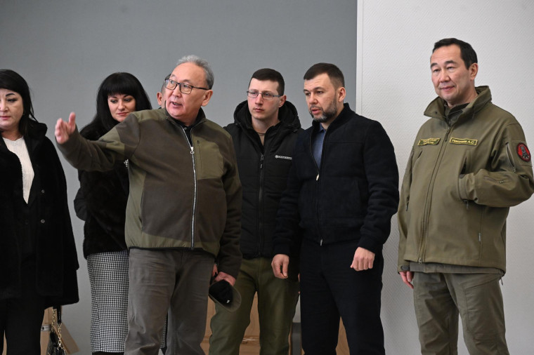 Глава Якутии посетил Докучаевск. Глава Якутии посетил Докучаевск.