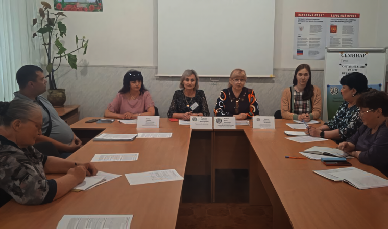 На пороге лета: центры занятости обсуждают с работодателями организацию временной занятости несовершеннолетних. На пороге лета: центры занятости обсуждают с работодателями организацию временной занятости несовершеннолетних.