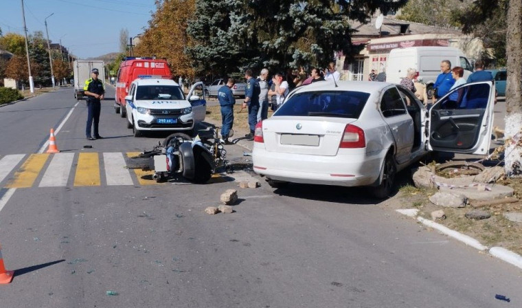 В Енакиево в результате ДТП травмированы два человека. В Енакиево в результате ДТП травмированы два человека.