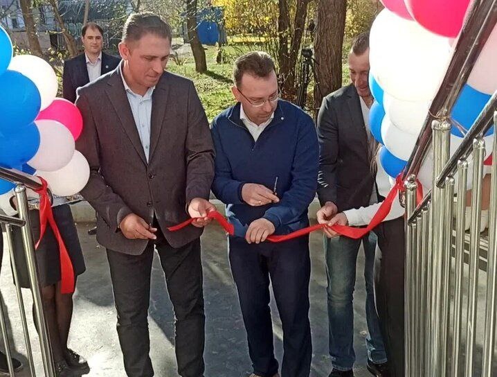 В Докучаевске открылось новое отделение МФЦ. В Докучаевске открылось новое отделение МФЦ.