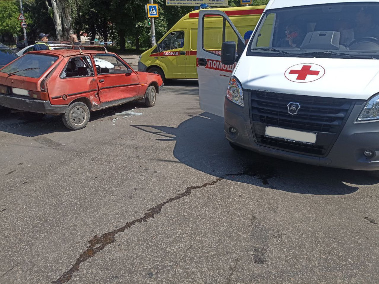 За сутки сотрудники полиции зафиксировали 5 ДТП с пострадавшими. За сутки сотрудники полиции зафиксировали 5 ДТП с пострадавшими.