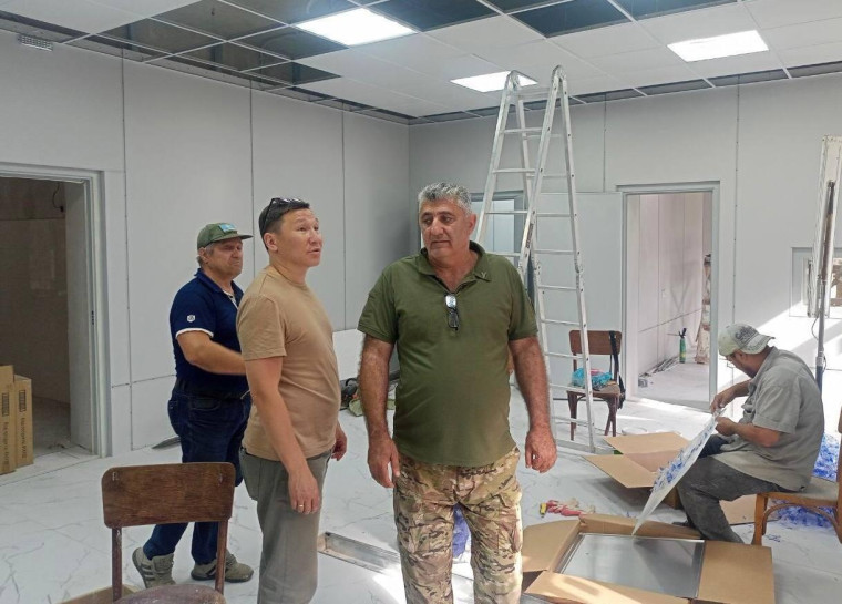 Якутия завершает капитальный ремонт рентген-кабинета в Докучаевске. Якутия завершает капитальный ремонт рентген-кабинета в Докучаевске.